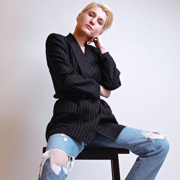 ✨ Meet Your Seller ✨ - Picture 6 of 6